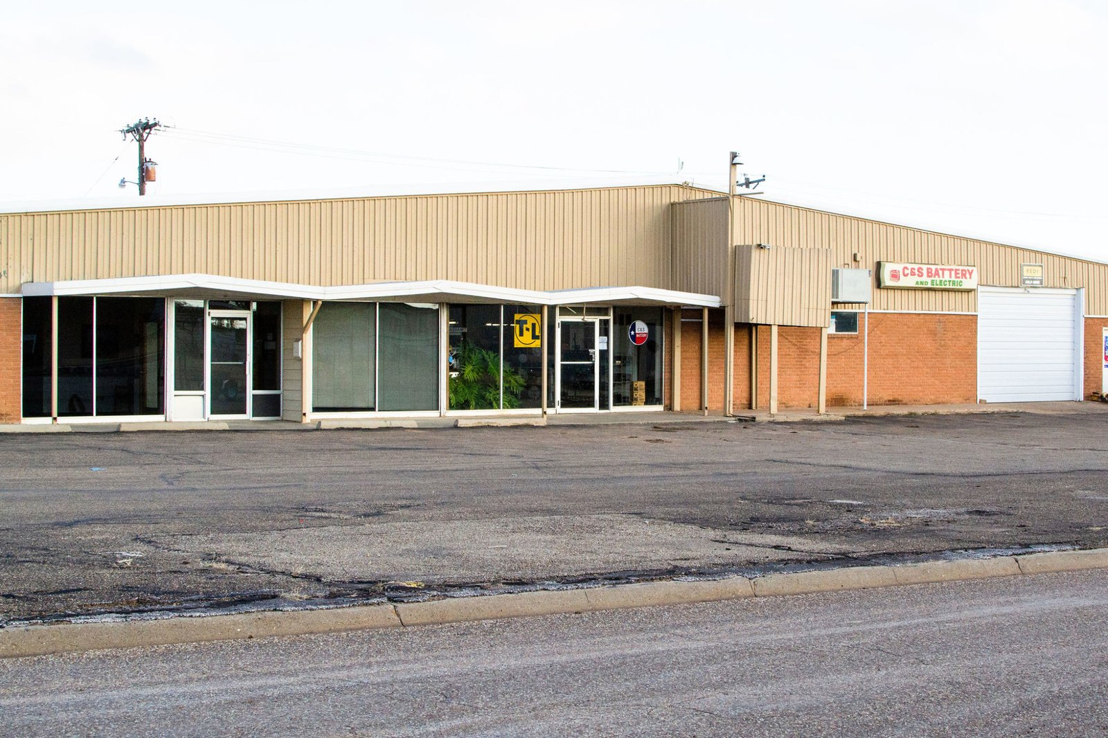 Contact C & S Ag Supply in Dimmitt, TX